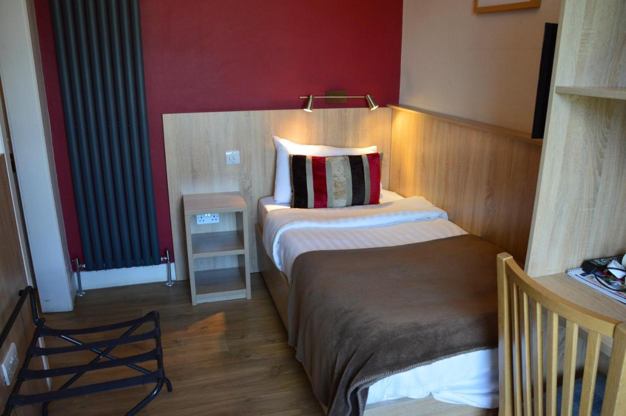 Gasthof Dene Guest House, New Town 3*